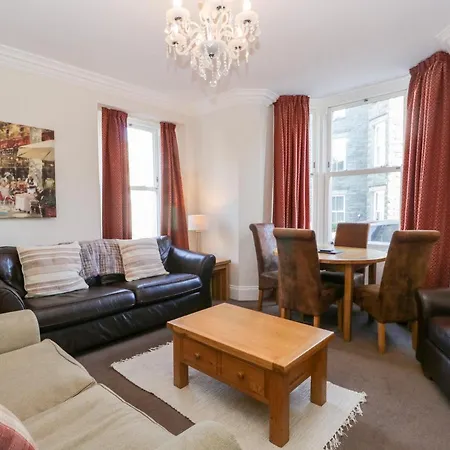 דירה Carlton House 1 קזיק